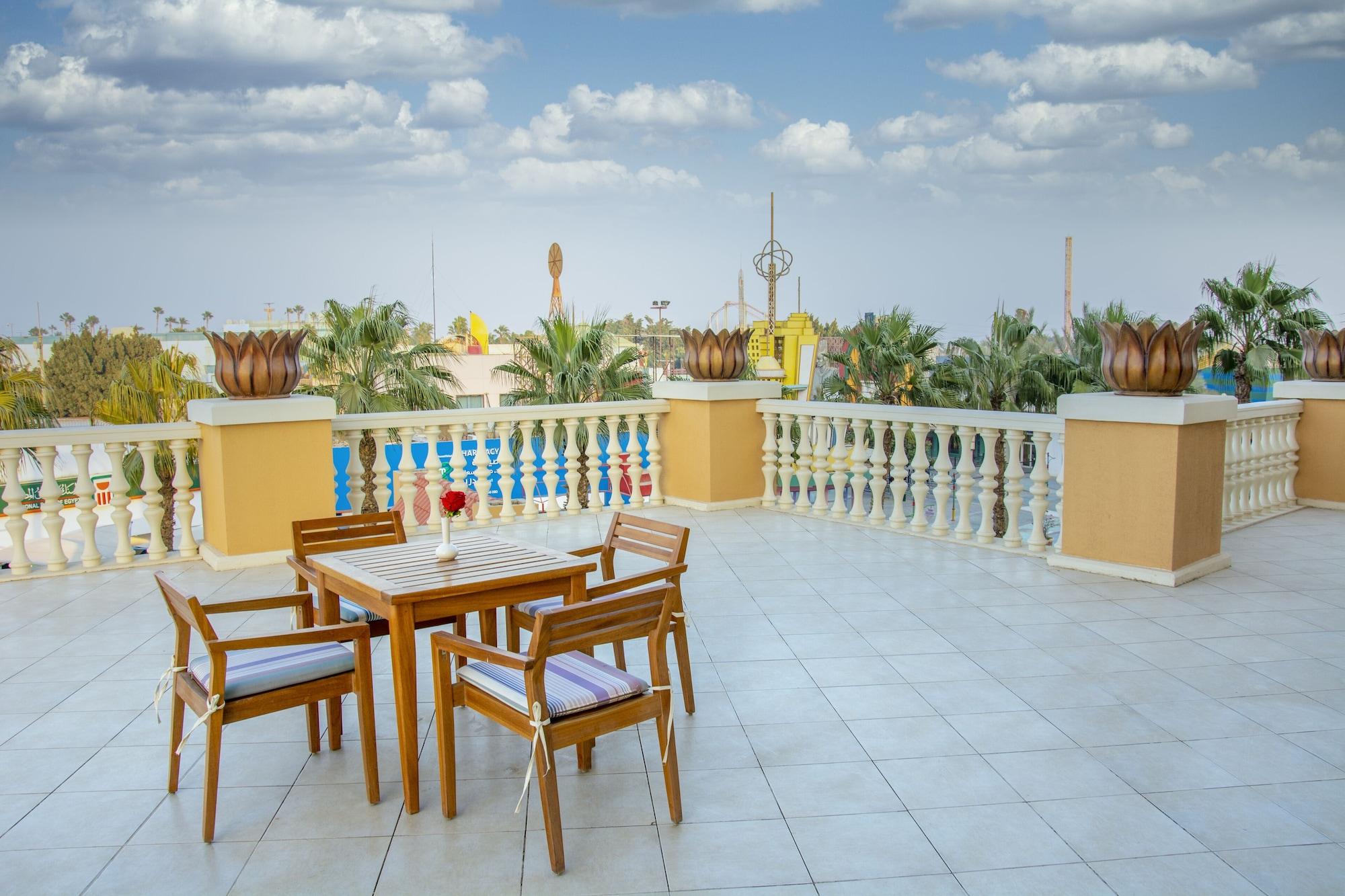 Helnan Dream Hotel And Conference Center 6th of October City Exterior photo Rooftop terrace